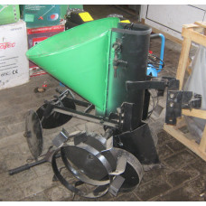 Картоплесаджалка Булат без бункера для внесення добрив